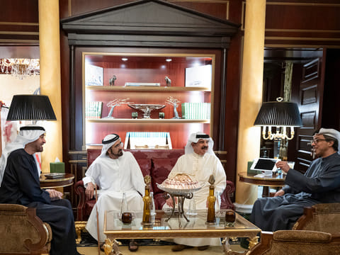 Sheikh Mohamed bin Zayed Al Nahyan (left), Sheikh Mohamed bin Rashid Al Maktoum (2nd L) meet with King Hamad (3rd L), and Sheikh Mansour (R).