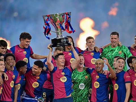 Barcelona look set to win La Liga in legendary El Clasico