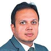 Dr Vijay Acharya