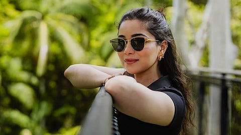Sara Tendulkar slammed the paparazzi for referring to her in insulting comments.