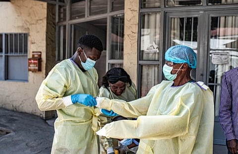 Ebola cases top 500 in DR Congo amid spread warning