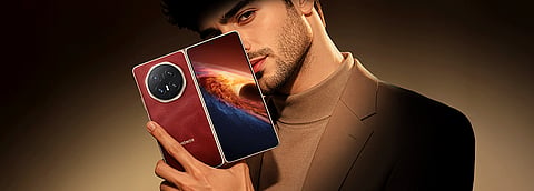 HONOR teases Magic V6 launch, highlighting premium design and innovation