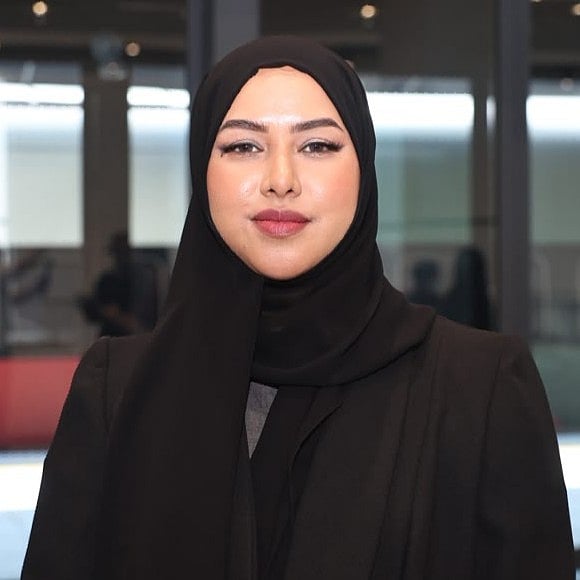 Adhraa Almansoori, Executive Director of Commercial, Etihad Rail Mobility