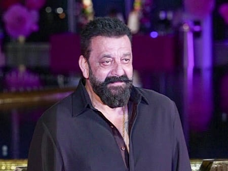 Sanjay Dutt becomes 'PM' as Munna Bhai, says he won't go abroad to celebrate