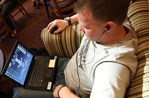 UAE residents are able to use licensed VoIP services offered by telecom companies.