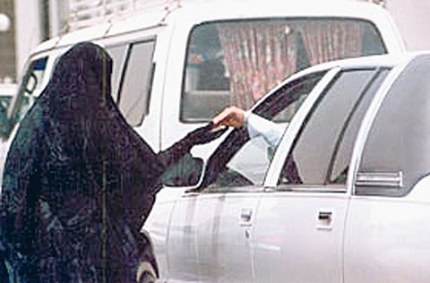 Police in Dubai are intensifying their efforts to combat street begging, a crime that usually increases during Ramadan. The “Combat Street Beggars Campaign” will run until Eid Al Fitr.