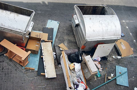 S. F./Gulf News Reader