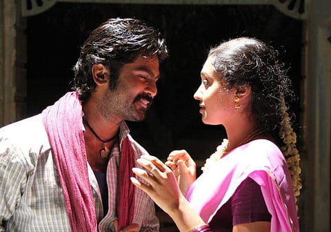 Film review: ‘Kozhi Koovuthu’
