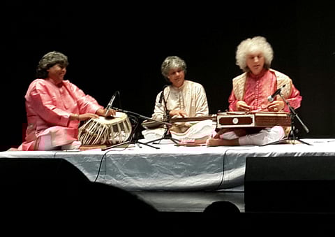 Review: Pandit Shivkumar mesmerises fans in Dubai