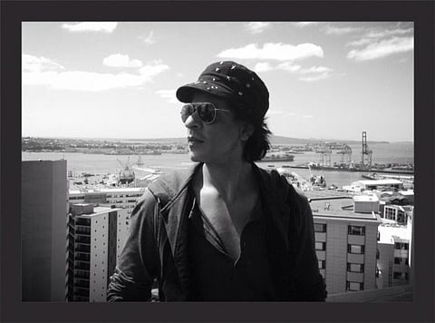 Shah Rukh Khan greeted by New Zealand’s Prime Minister