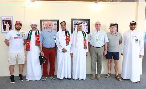 Photo exhibit at DIPC traces history of parachuting