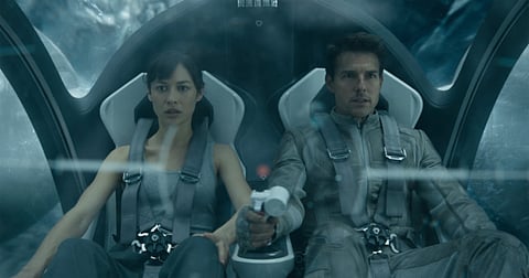 Fans sink into Tom Cruise’s Oblivion in $38.2m debut