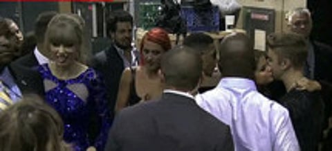 Taylor Swift not laughing at Selena Gomez and Justin Bieber kiss