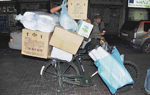 Cyclists put their lives in danger