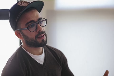 Street artist puts up 3D calligraffiti show