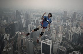 Base jumpers fret as daredevils look to city sites