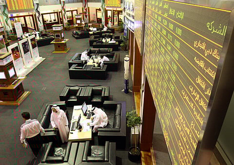 DFM drops 2.51%, ADX falls 1.14%