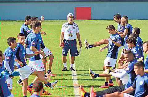 The new UAE coach Jorge Luis Pinto