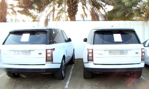 Police arrest a gang for stealing luxury cars