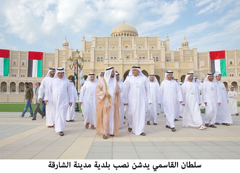 Sultan opens municipality monument