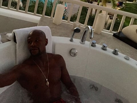 Floyd Mayweather: Talk of Manny Pacquiao deal being done is lies