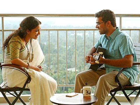 Review: ‘Nee-Na’ a triangular love story