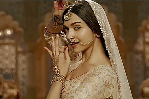 Deepika was apprehensive about ‘Mohe Rang Do’