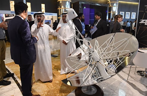 Two minutes of sun enough to power a year’s usage of humanity