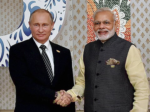 Prime Minister Narendra Modi welcomes Russian President Vladimir Putin for the BRICS Summit in Benaulim, Goa on 16th October 2016.