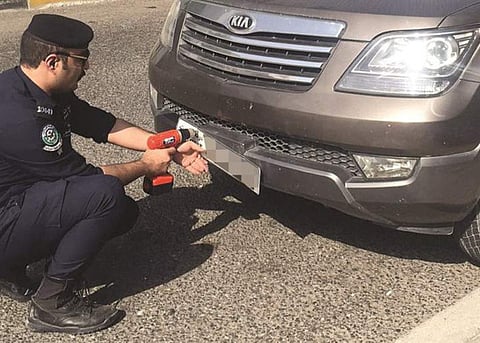 Police remove licence plates to punish offenders