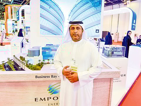 The agreement was signed by Ahmad bin Shafar, CEO of Empower, and Kaoru Kusumoto President of Mitsubishi Heavy Industries Thermal Systems.