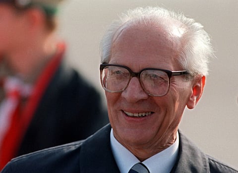 December 12, 1991: Honecker hiding in Chilean mission