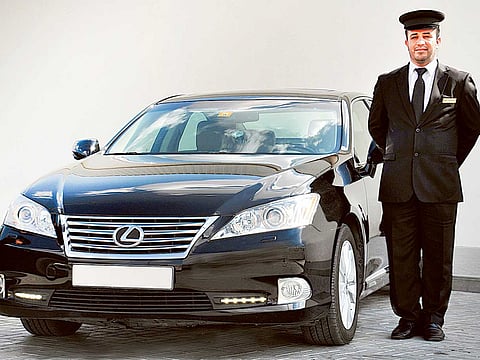 Dubai Taxi Limo service.