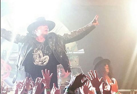 Guns N’ Roses reunite early at LA club