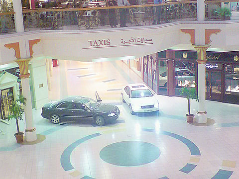 In April 2007, Pink Panther gang members smashed two stolen Audi S8s through Dubai’s Wafi Mall glass doors at 10 pm. Masked and armed with toy guns, they raided Graff’s jewellery store, smashed displays, stole $15M in jewellery, and fled in a flash, later burning the cars.