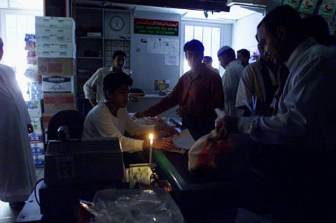 June 27, 2001: Power failure hits Abu Dhabi