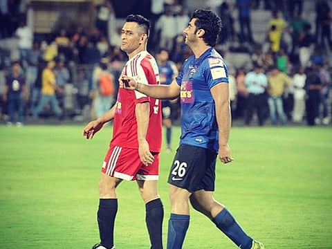 Arjun Kapoor’s ‘fanboy’ moment with M.S. Dhoni