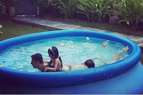 Akshay Kumar clowns around with daughter Nitara on her birthday