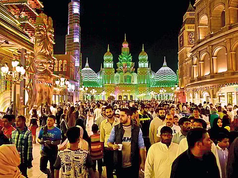 Clint Egbert/Gulf News Archives