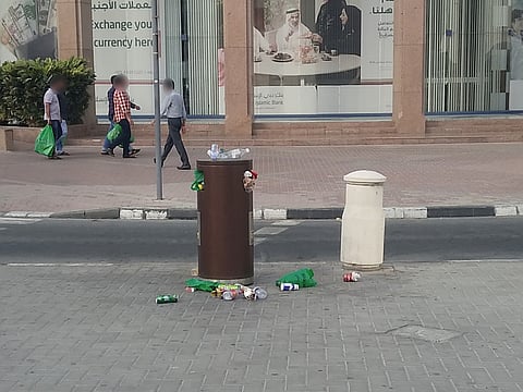 Metro passengers need to stop littering