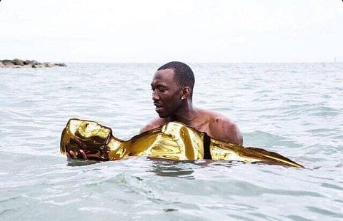 Twitter blames Bonnie and Clyde for Oscar snafu