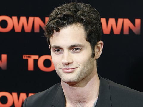 Penn Badgley.