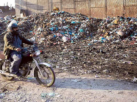The Sindh government has decided to expedite a project to turn 8,000 tonnes of solid waste generated daily in Karachi into electricity through renewable means.