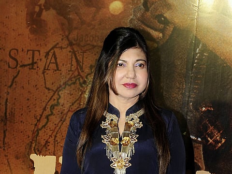 Indian Bollywood playback singer Alka Yagnik at the 20th anniversary celebration of Hindi film Border, produced and directed by J. P. Dutta, in Mumbai on late June 11, 2017. / AFP / Sujit Jaiswal