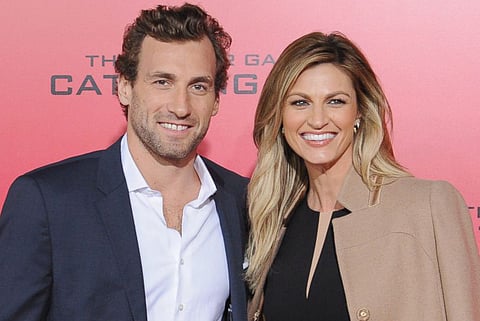 Erin Andrews marries ex hockey player Jarret Stoll
