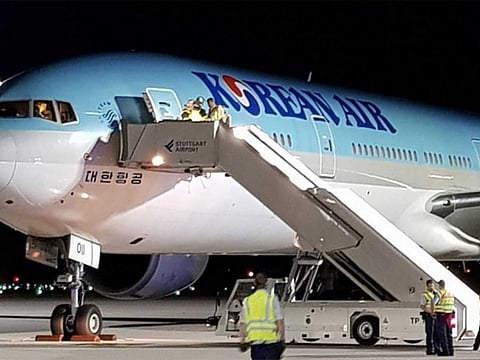 Photo of the Korean Air plane at Stuttgart airport.