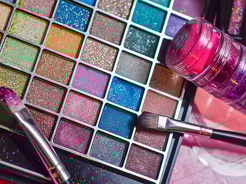 Makeup: For illustrative purposes only.