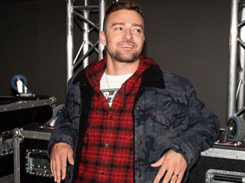 Justin Timberlake pushes tour over bruised vocal cords