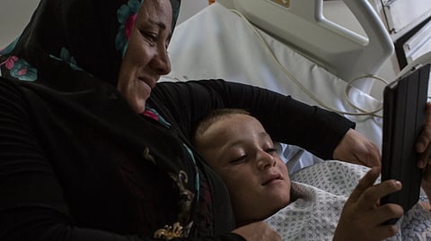 Social media helps two deaf Syrian brothers