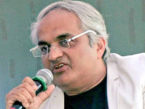 Social Media/Twitter